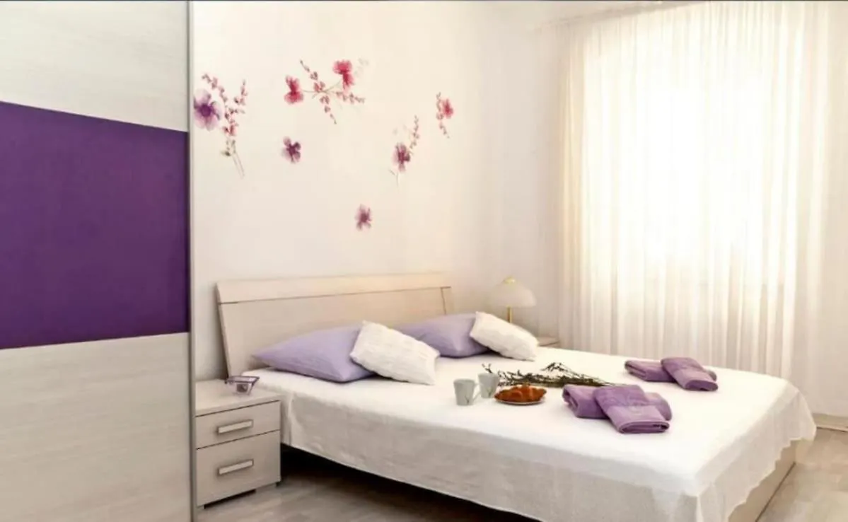 Cozy Apartment At Heart Of Σπλιτ Κροατία