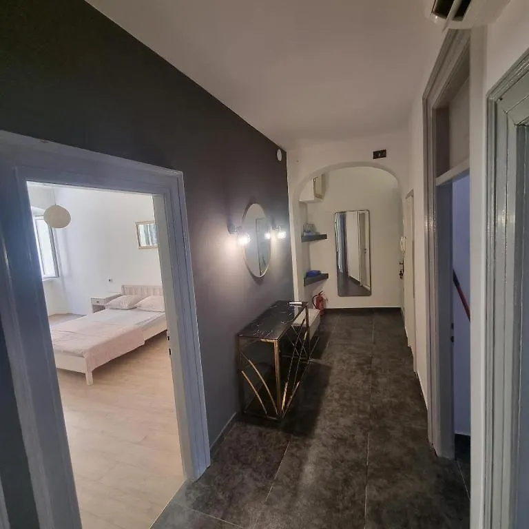 Cozy Apartment At Heart Of Σπλιτ